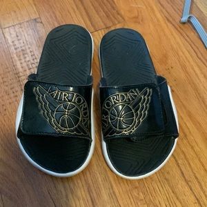 12c Jordan slides